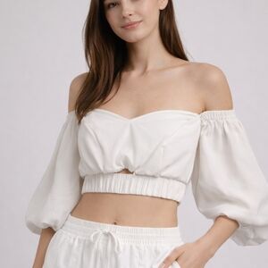 OFF SHOULERS PUFF SLEEVES CROP TOP SIZE SMALL